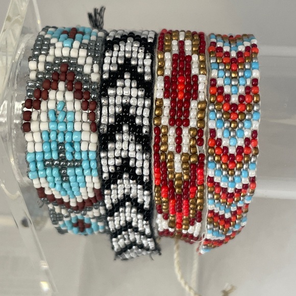 American Eagle Outfitters Jewelry - American Eagle Beaded Bracelets 4 pack